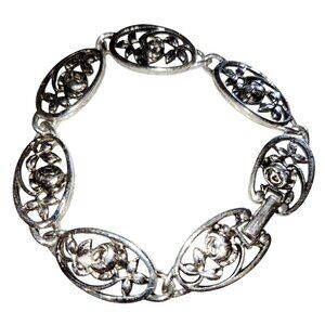 Vintage Avon Rose Link Bracelet 1975 Rosamonde Silver Tone 7.5 Inch Oval Design